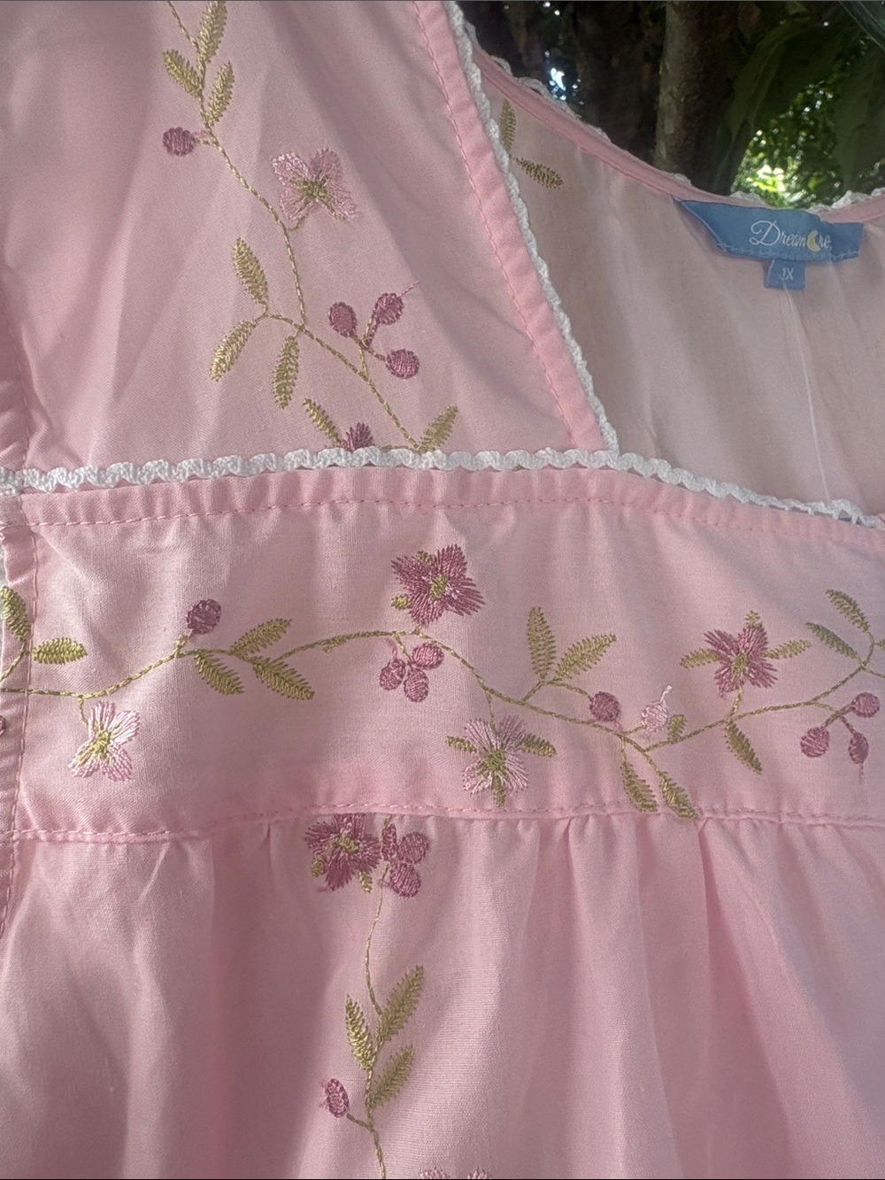 Women's Pink Sleeveless Nightgown with Floral Trim - Picture 3 of 4